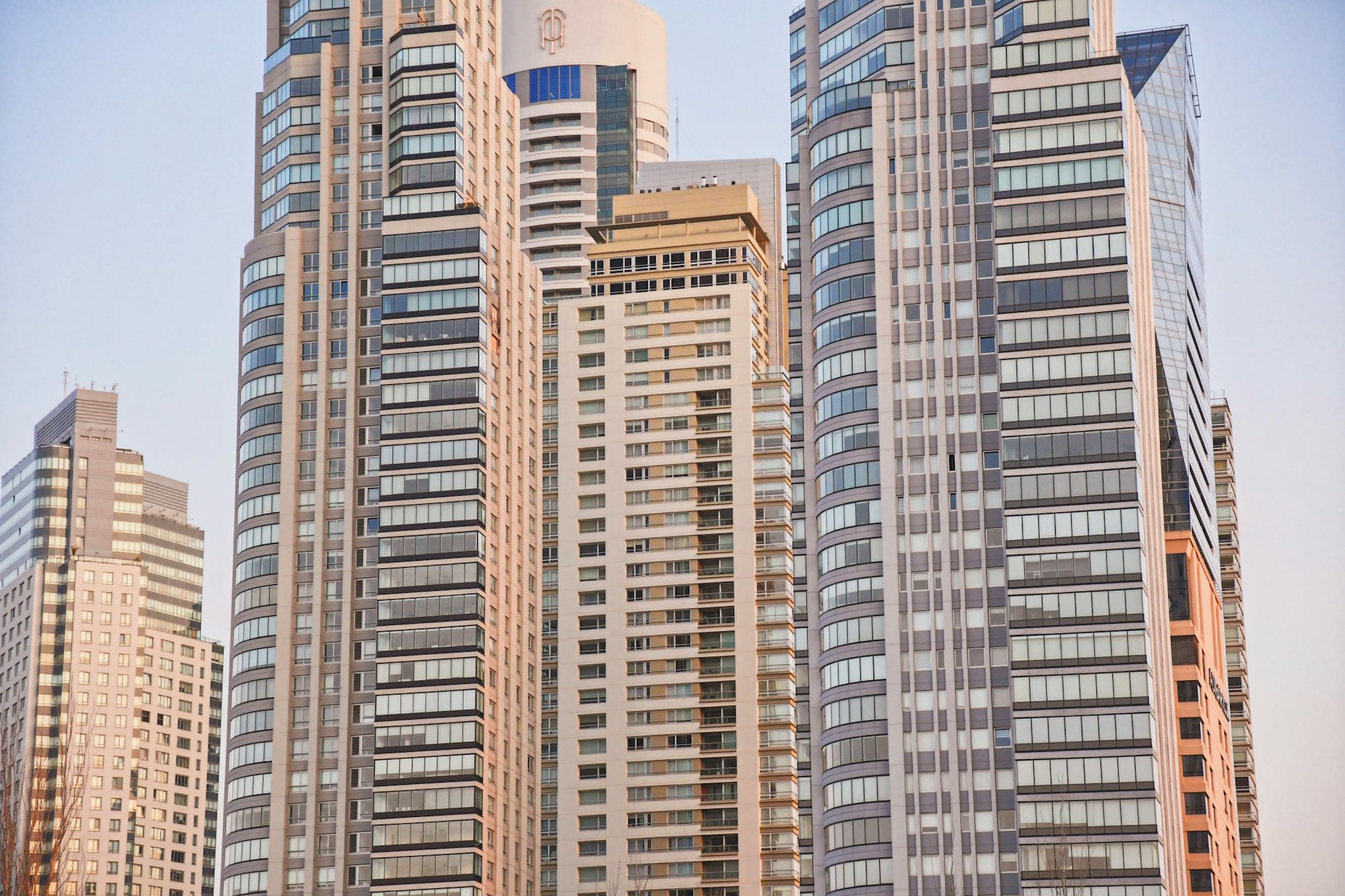 brown concrete building